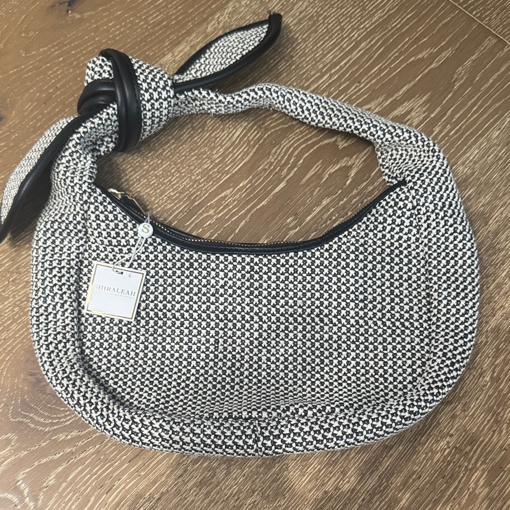 Shiraleah Black & White Woven Knot Handle Shoulder Bag NWT - Picture 2 of 5
